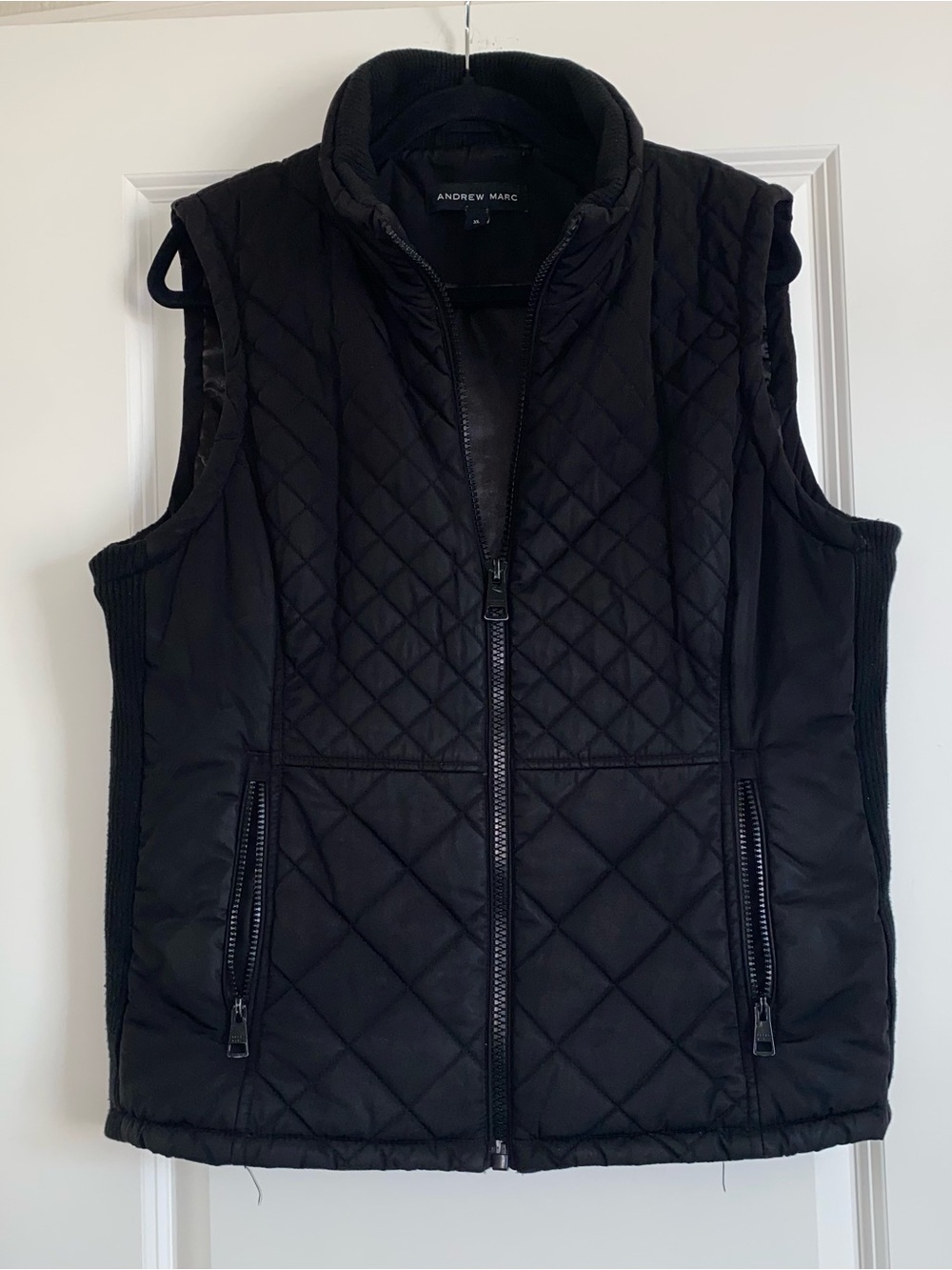 Andrew Marc Black Quilted Sleeveless Vest